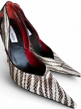 Steve Madden Brown and White Snake-Print zebra striped Pointed-Toe Pumps